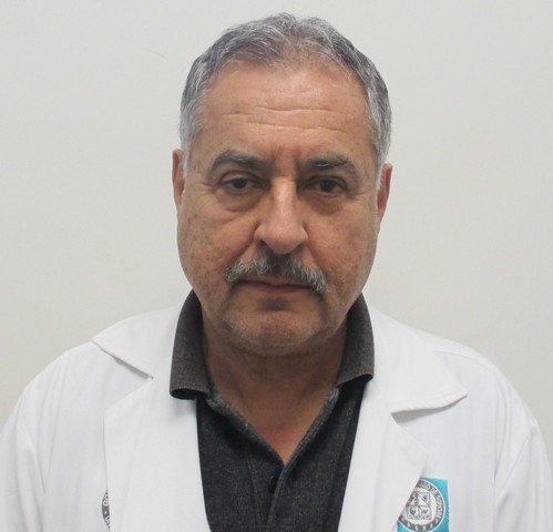 Dr. RAFAEL SIQUEIROS YESCAS